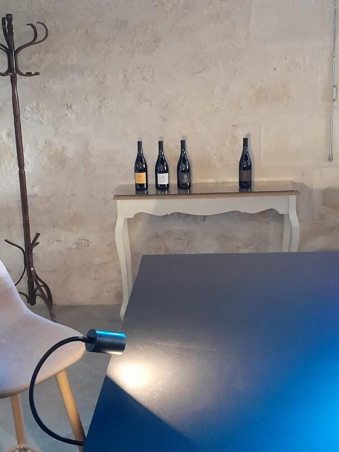 Le Repaire De Bacchus Lägenhet Saint-Nicolas-de-Bourgueil Exteriör bild